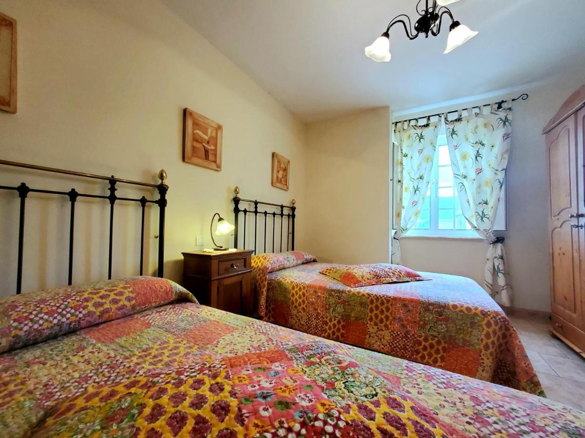 Apartamentos Turisticos Rosa リバデオ エクステリア 写真