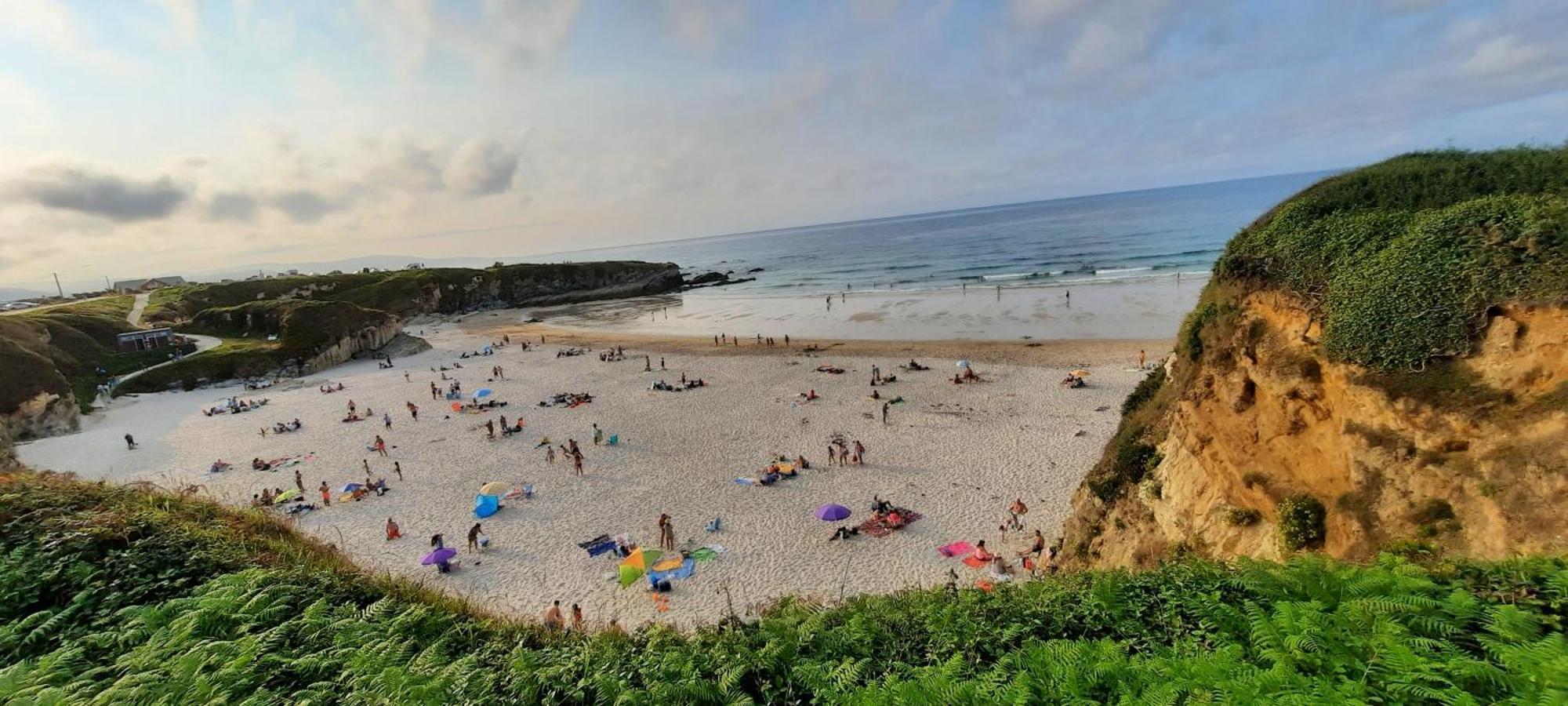 Viviendas Turisticas Rosa リバデオ 部屋 写真